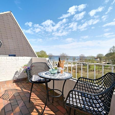 Ostsee, Wunderschoene Wohnung Mit Meerblick ฮาร์ริสลี ภายนอก รูปภาพ